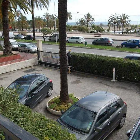 Superbe 3p Avec Terrasse Et Garage Proche Plages à - Fr-1-196-165 Menton