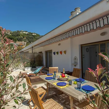 Superbe 3p Avec Terrasse Et Garage Proche Plages A - Fr-1-196-165 Menton