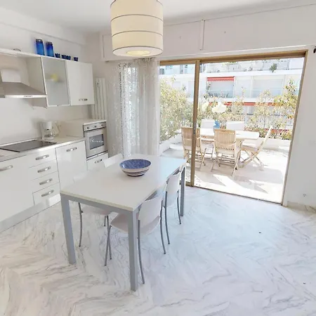 Superbe 3p Avec Terrasse Et Garage Proche Plages A - Fr-1-196-165 מנטון