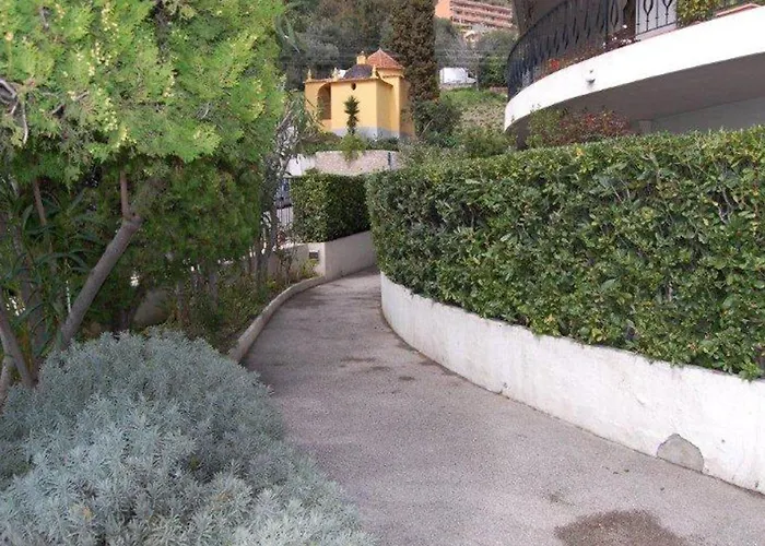 Superbe 3p Avec Terrasse Et Garage Proche Plages A - Fr-1-196-165 *