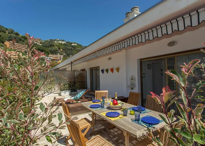 Superbe 3p Avec Terrasse Et Garage Proche Plages A - Fr-1-196-165 Menton